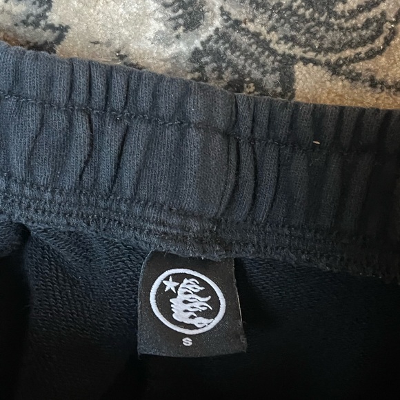 Authentic Hellstar Studio Flare Sweatpants - Size Small - Black - Picture 9 of 11